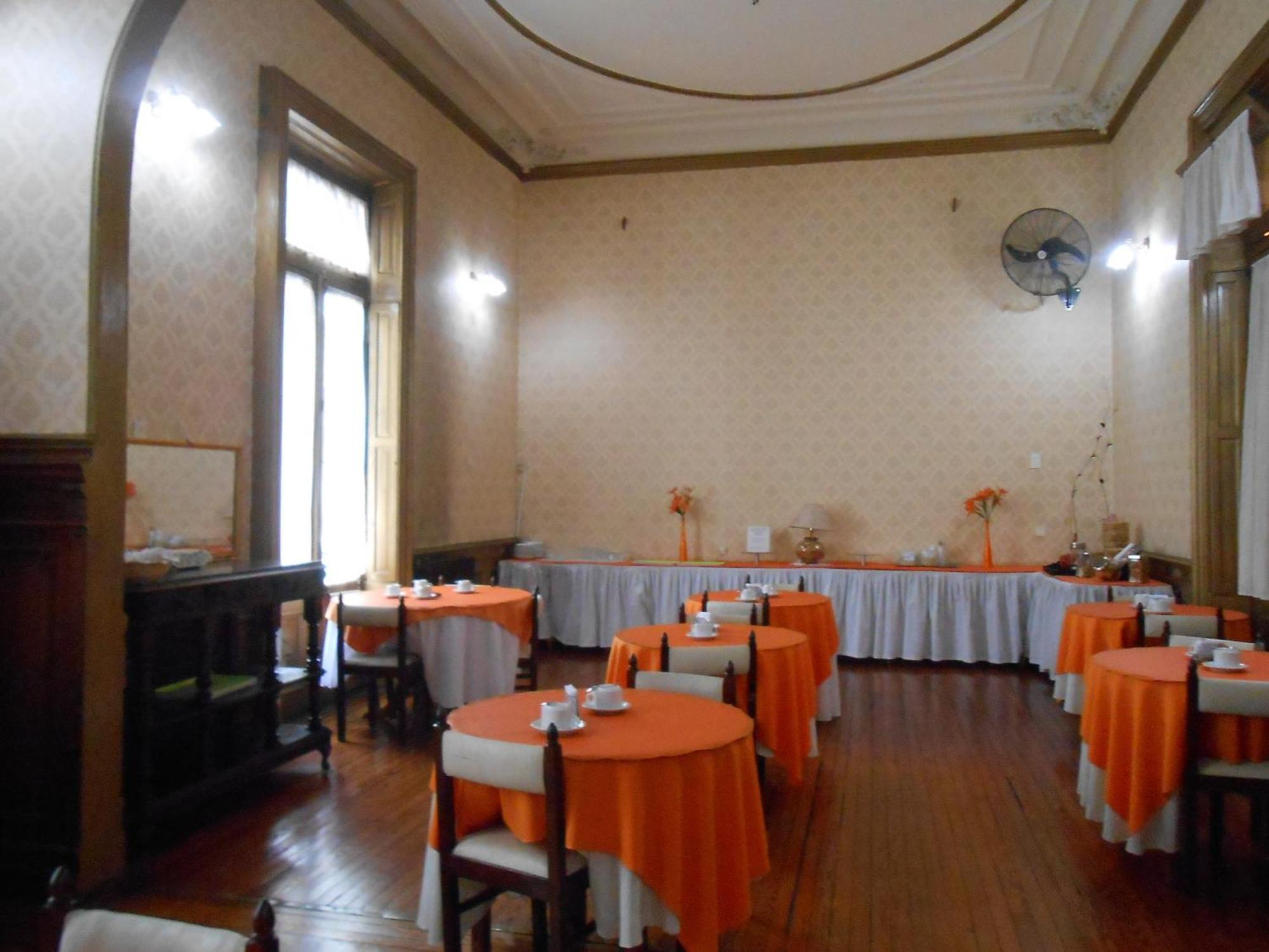 Hotel Reina Buenos Aires Exterior photo