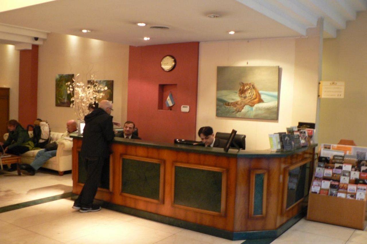 Hotel Reina Buenos Aires Exterior photo